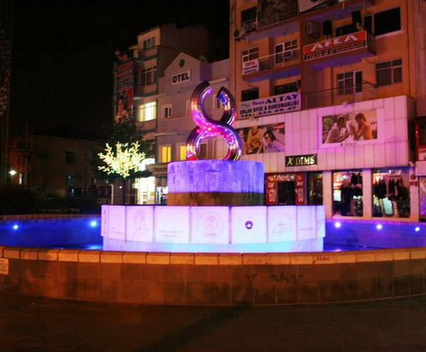 8_Eylul_Havuzu_Merkez_Manisa