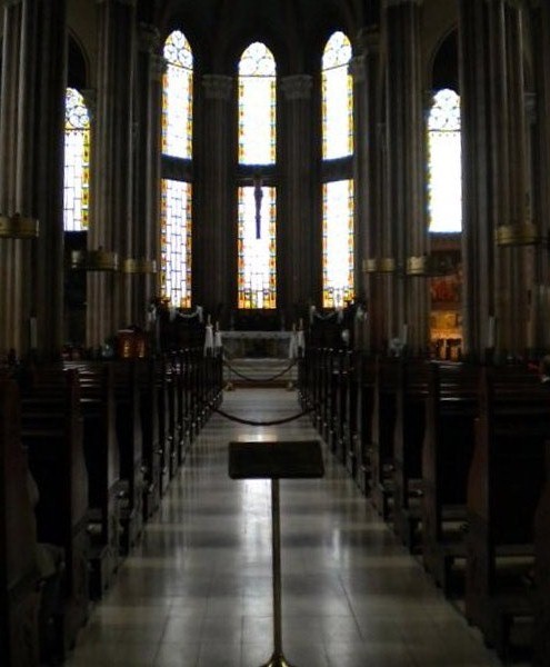 Saint_Antoine_Kilisesi_Ic_Gorunum_Istanbul Saint_Antoine_Kilisesi_Ic_Gorunum_Istanbul